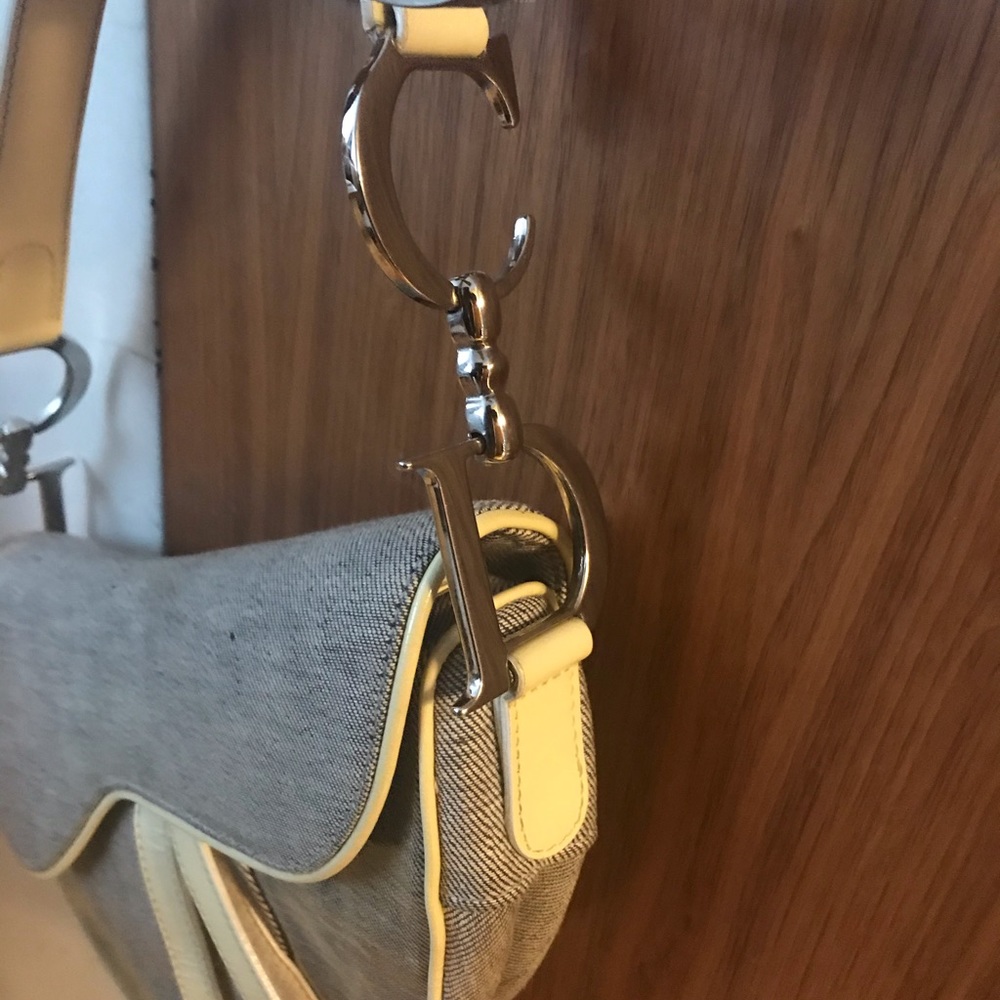 Authentic Vintage Christian Dior Saddle Bag – Gray Canvas & Patent Leather - Picture 5 of 7